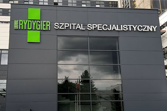 Szpital Rydygiera trzecim najlepszym szpitalem z Polski w prestiżowym rankingu  World’s Best Hospitals 2021 -Najlepsze Szpitale Świata 2021”.  W tegorocznej edycji  analizie porównawczej i ocenie poddano 2000 placówek medycznych z 25 krajów świata.